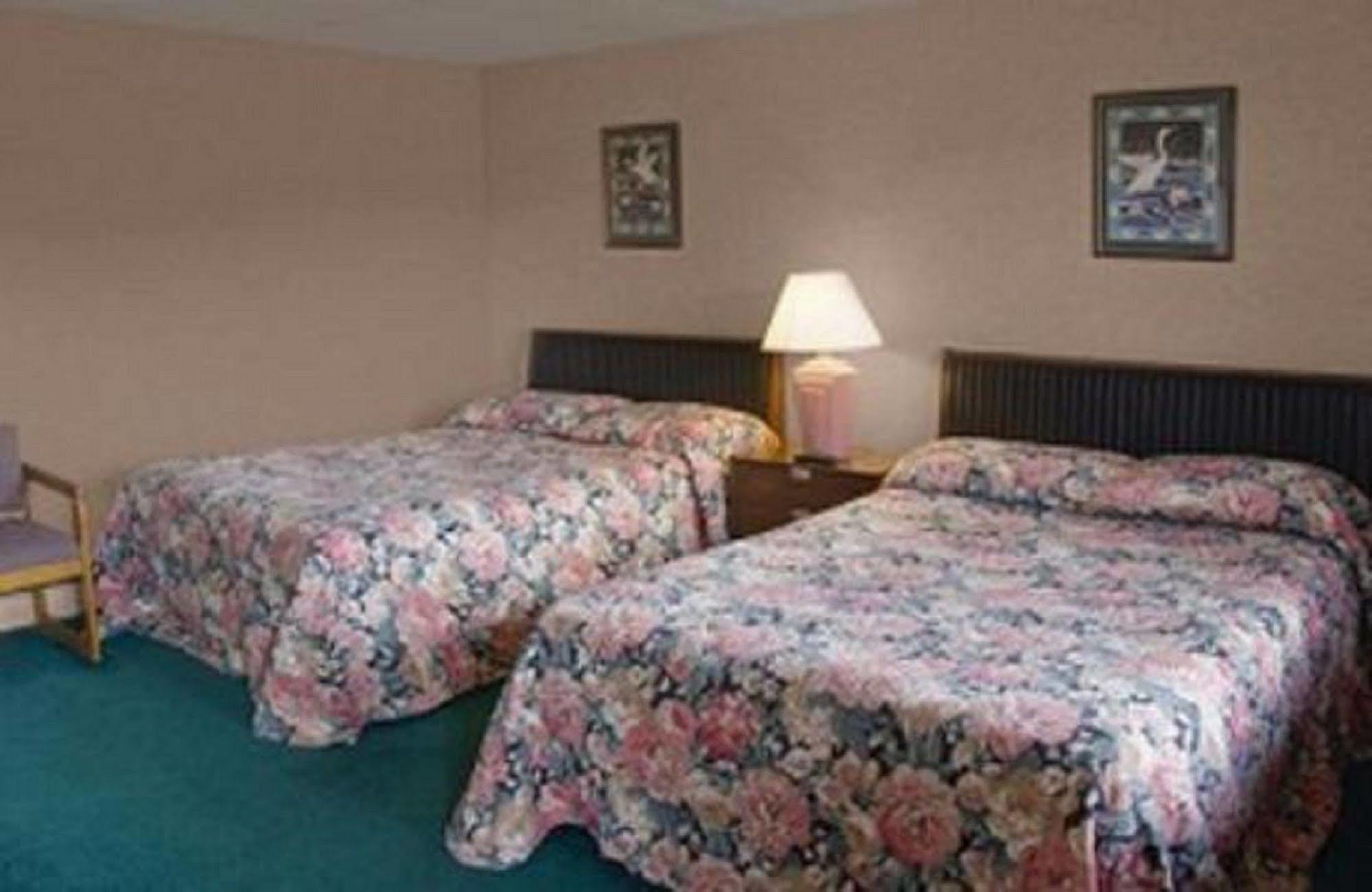 Best Inn Wellsville Room photo